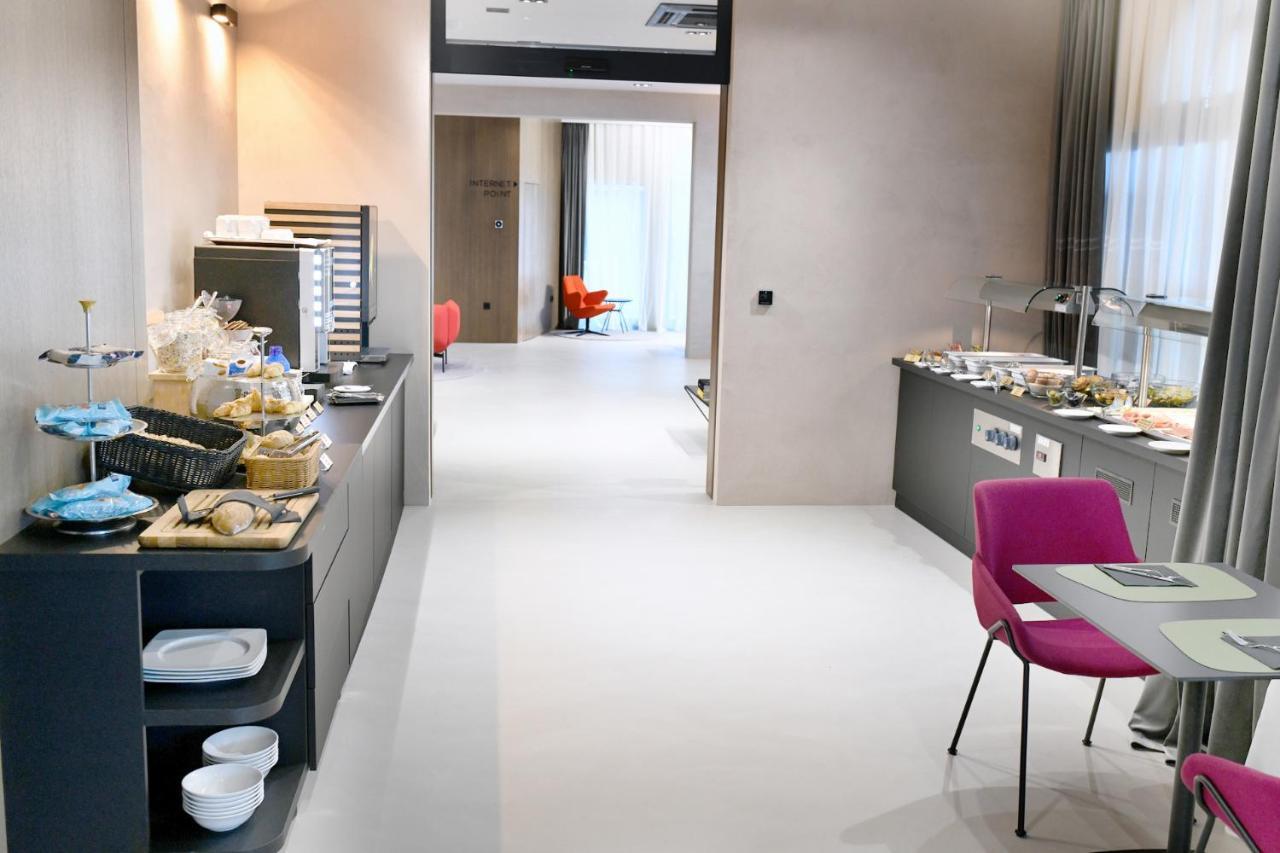 Hotel Milenij Макарска Екстериор снимка